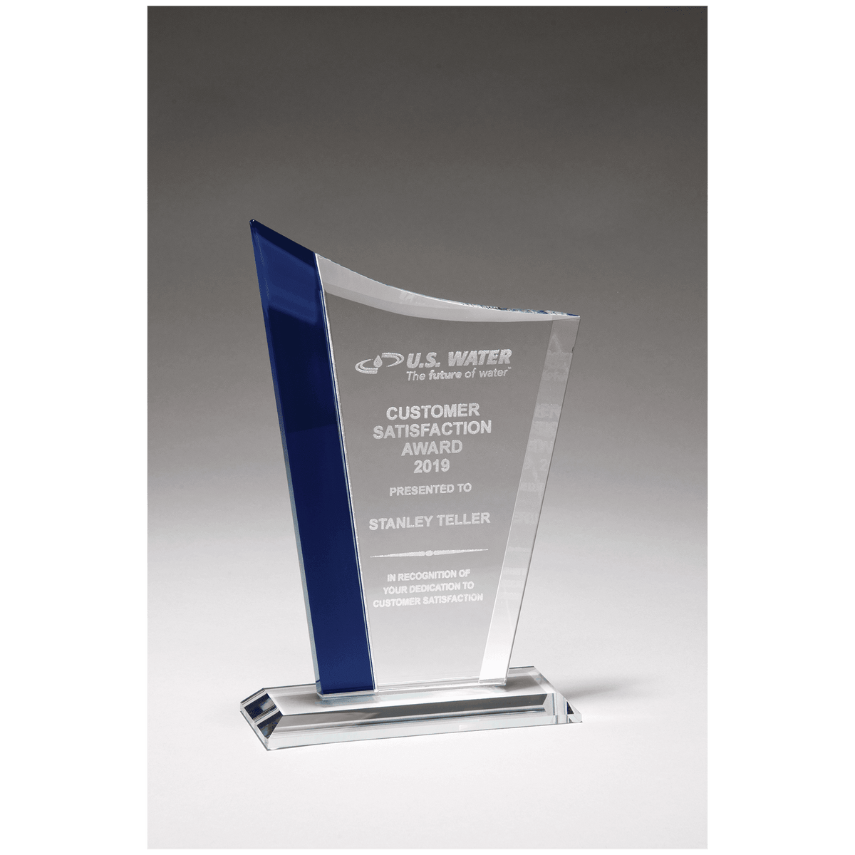 6 1/2" x 9 3/4" Zenith Series Clear Glass Award with Blue Glass Highlights