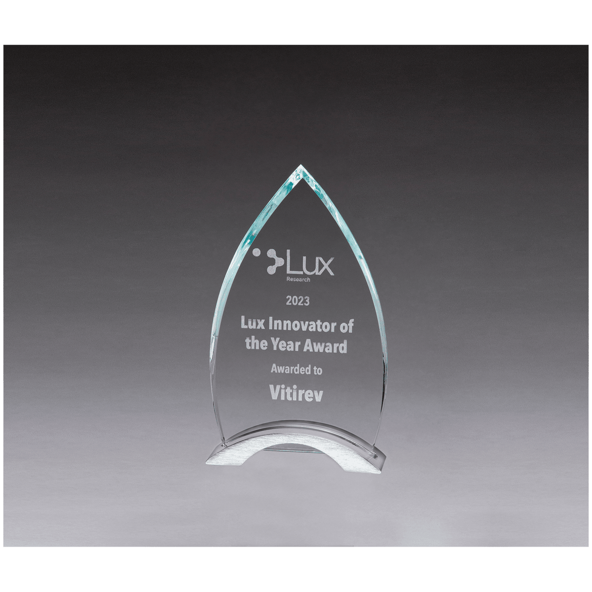 4 3/4" x 8" x 3/8" Thick Flame Series Clear Glass Top with Brushed Silver Aluminum Base